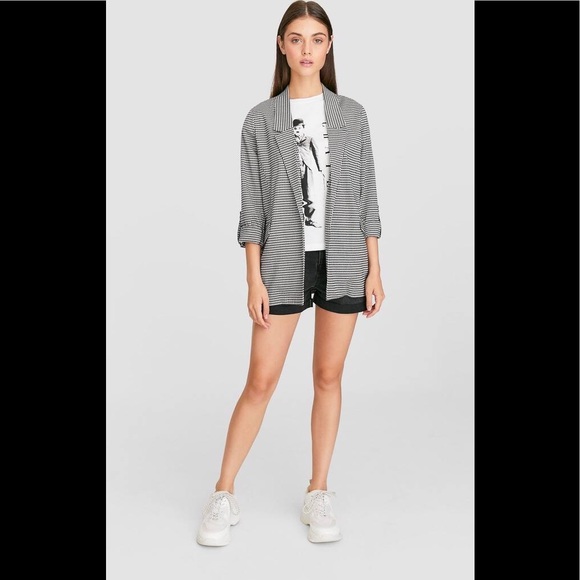 Stradivarius Black and White Blazer Size L
